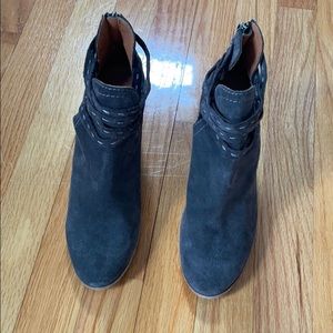 FRYE BOOTS size 6